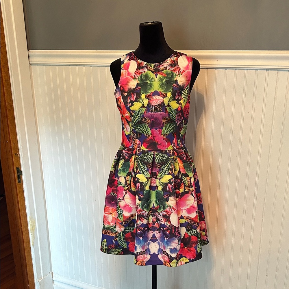 Floral Sleeveless Dress